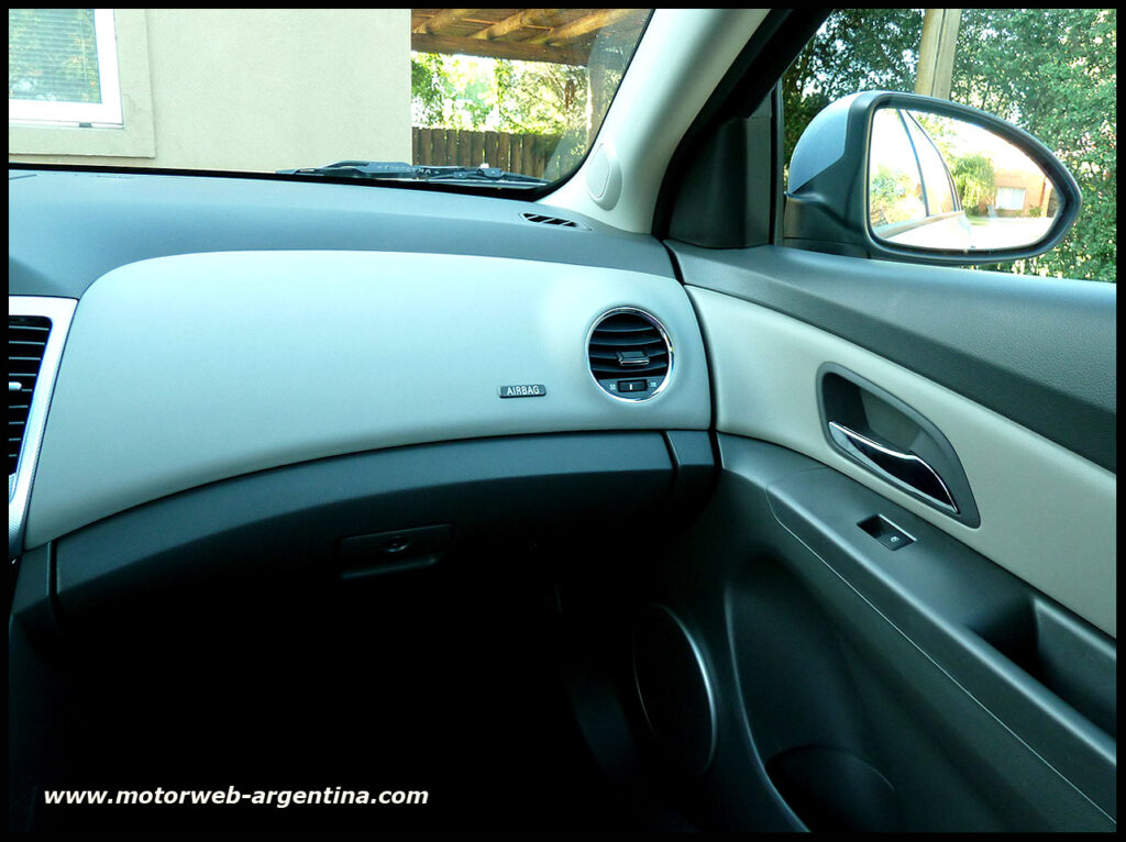 2010-11-28 Cruze - Tablero 07